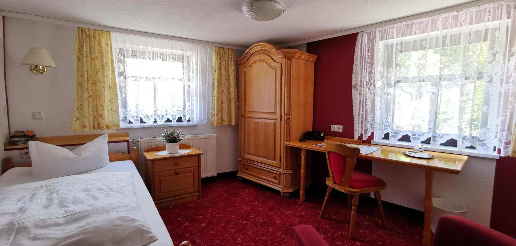 Hotel Zum Buergergarten Stolberg  Екстер'єр фото